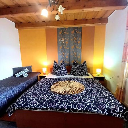 Apartman Erika - Besenova Bagian luar foto