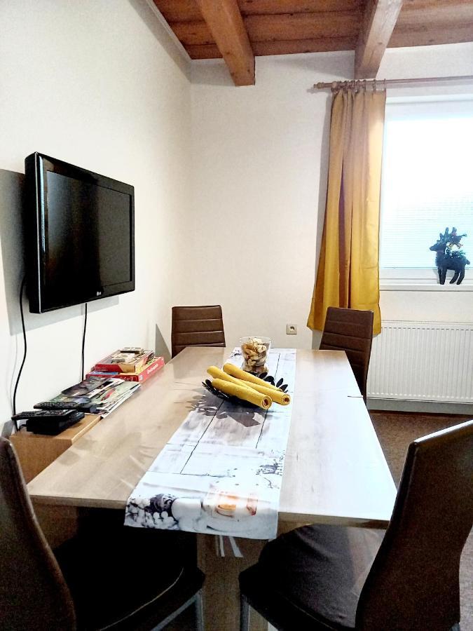 Apartman Erika - Besenova Bagian luar foto