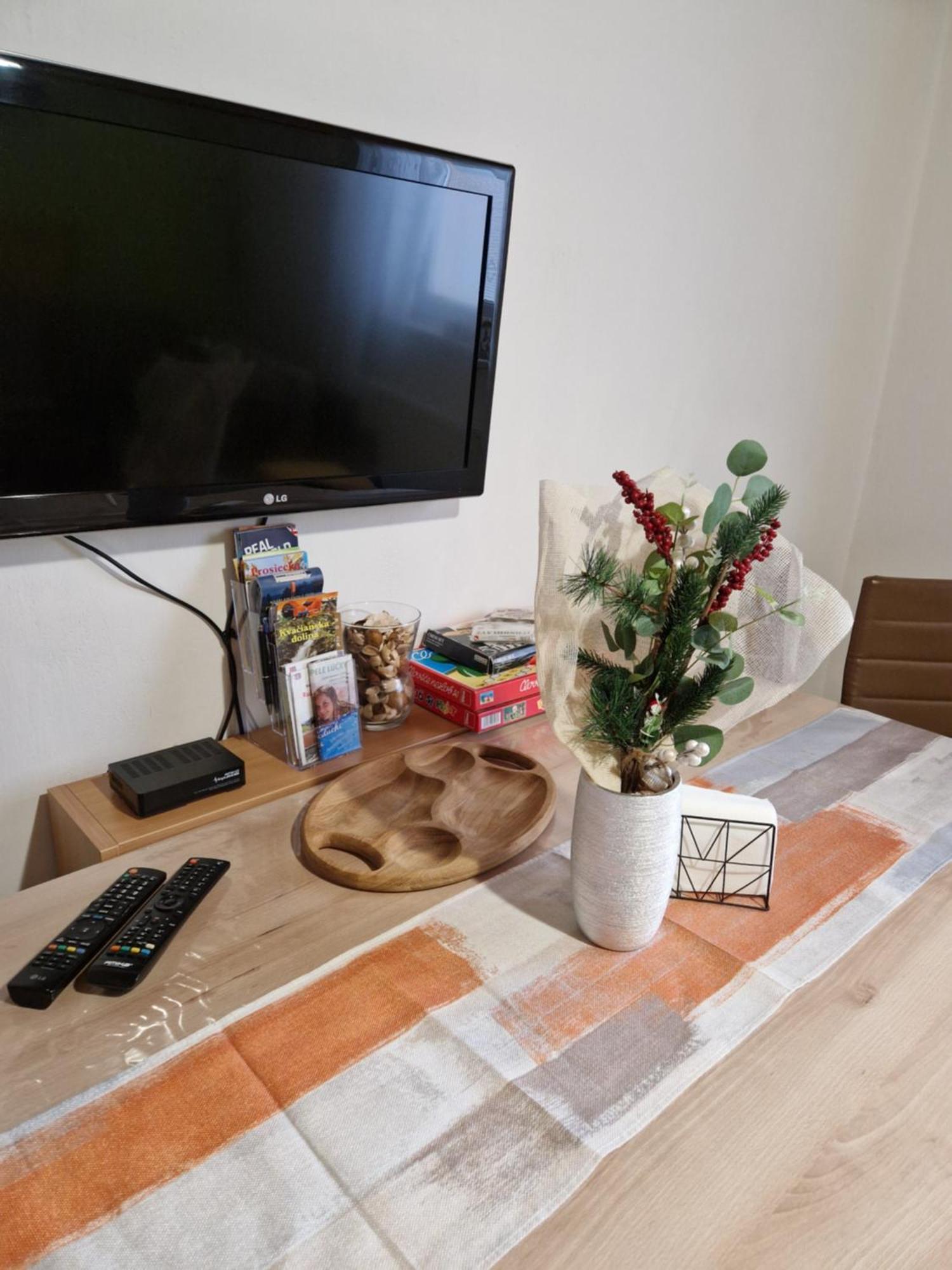 Apartman Erika - Besenova Bagian luar foto