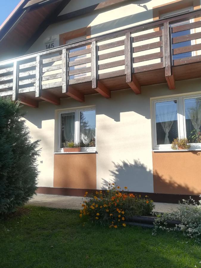 Apartman Erika - Besenova Bagian luar foto
